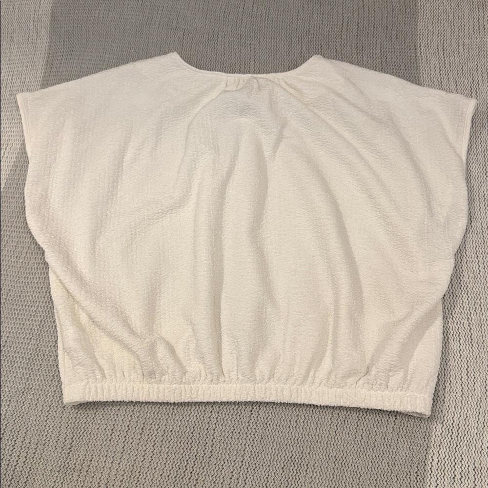 Express Textured Cap Sleeve Top | White Stretch Blouse | Size L - Picture 4 of 4